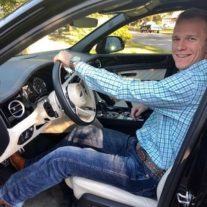 Meet your Posher, Collin